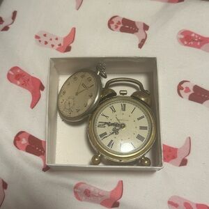 Elegant Gold and Silver Table Clock Set